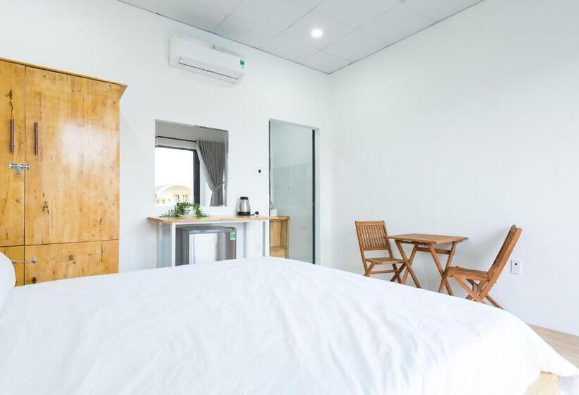 Deluxe Room with Balcony, Phi Kite School