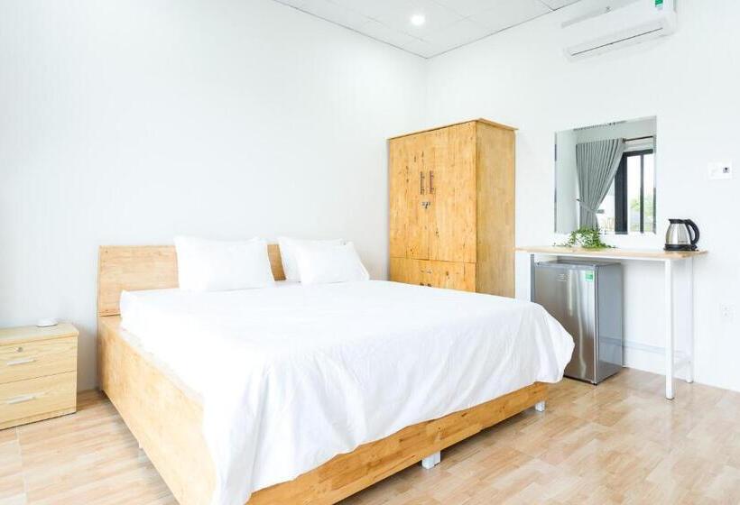 Deluxe Room with Balcony, Phi Kite School