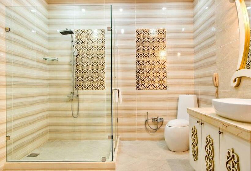 سوییت, Megapolis Hotel Shymkent