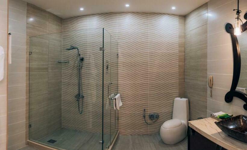 سوییت, Megapolis Hotel Shymkent