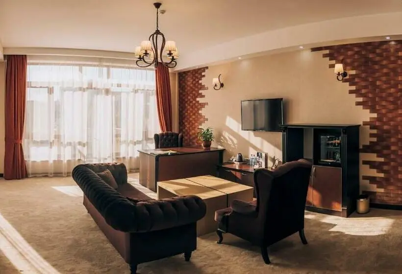 سوییت, Megapolis Hotel Shymkent