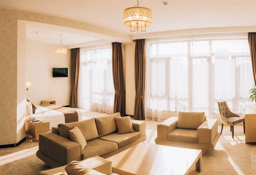 سوییت, Megapolis Hotel Shymkent