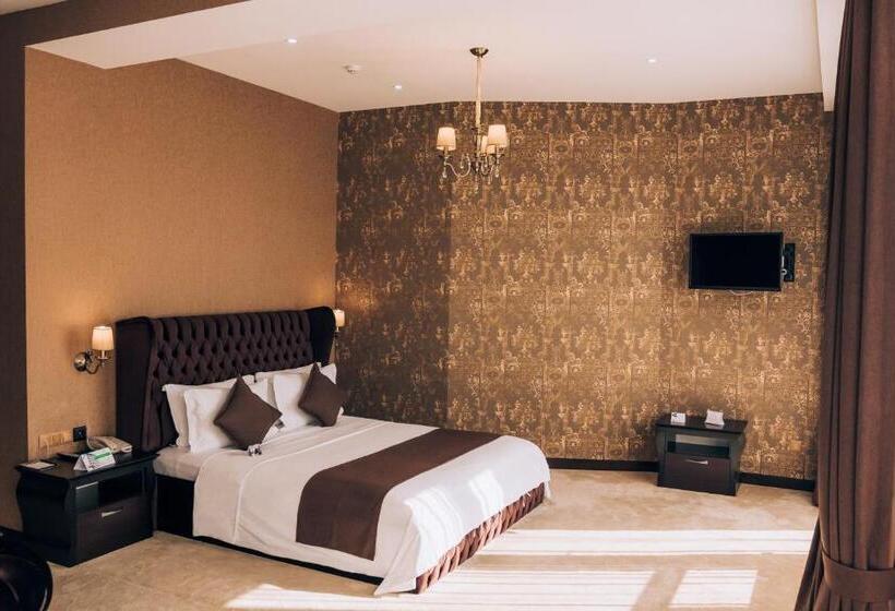 Suíte, Megapolis Hotel Shymkent
