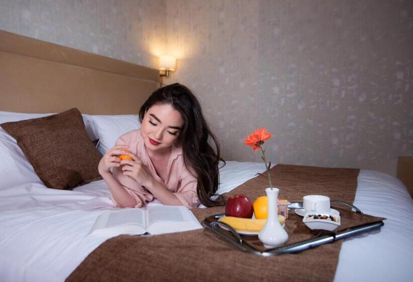 سوییت, Megapolis Hotel Shymkent