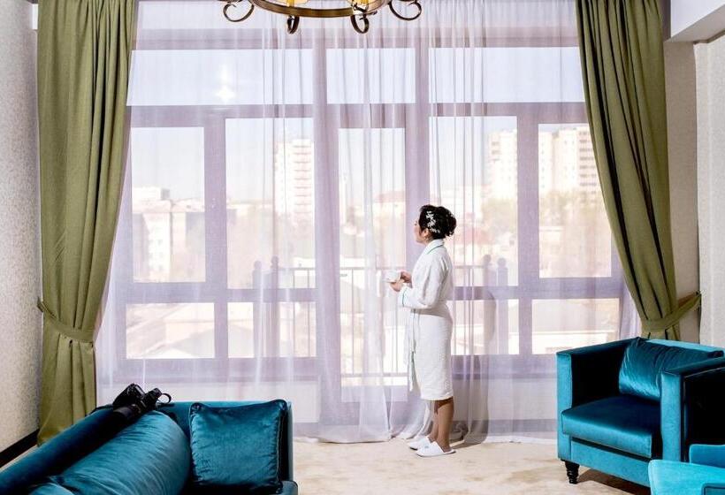 سوییت, Megapolis Hotel Shymkent
