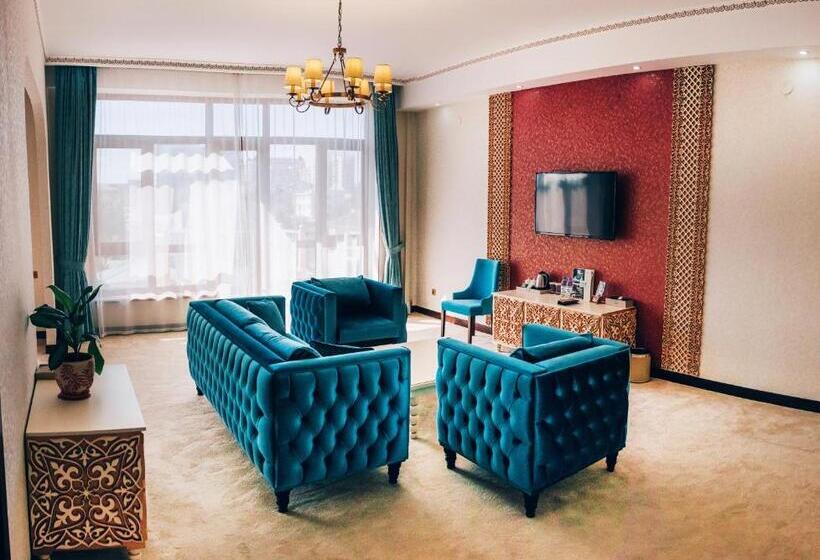 Suíte, Megapolis Hotel Shymkent