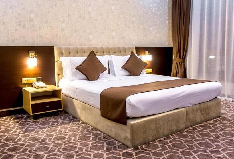 اتاق لوکس با چشم‌انداز شهر, Megapolis Hotel Shymkent