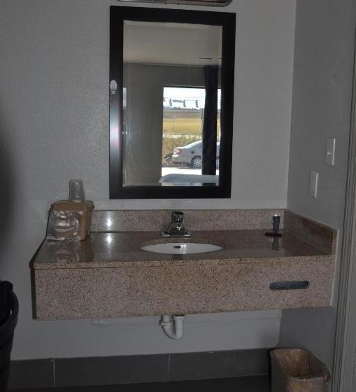 غرفة قياسية, My Home & Suites Covington