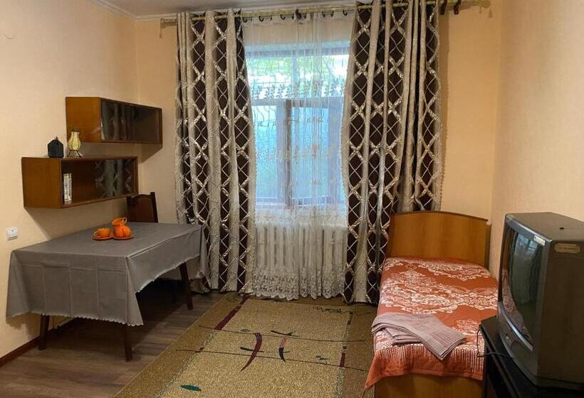 اتاق استاندارد, Guest House Vip