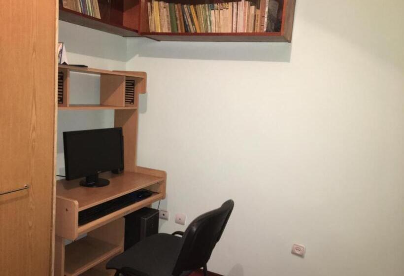 آپارتمان 3 خوابه, Guest House Vip