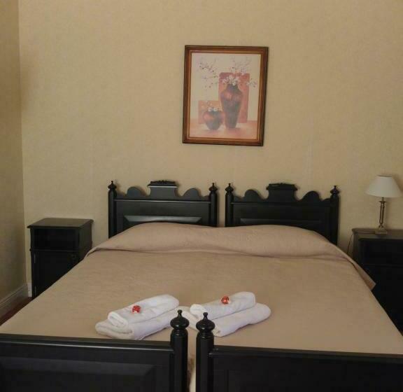 اتاق لوکس, Mamma Mia Guest House