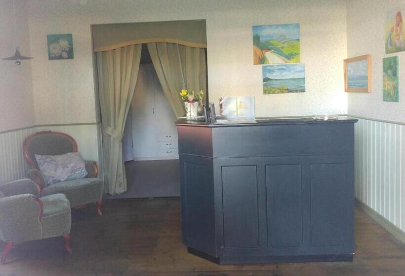 خانه 1 خوابه, Mamma Mia Guest House