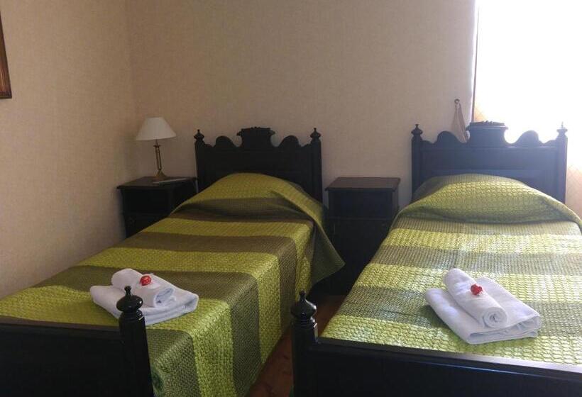 خانه 1 خوابه, Mamma Mia Guest House