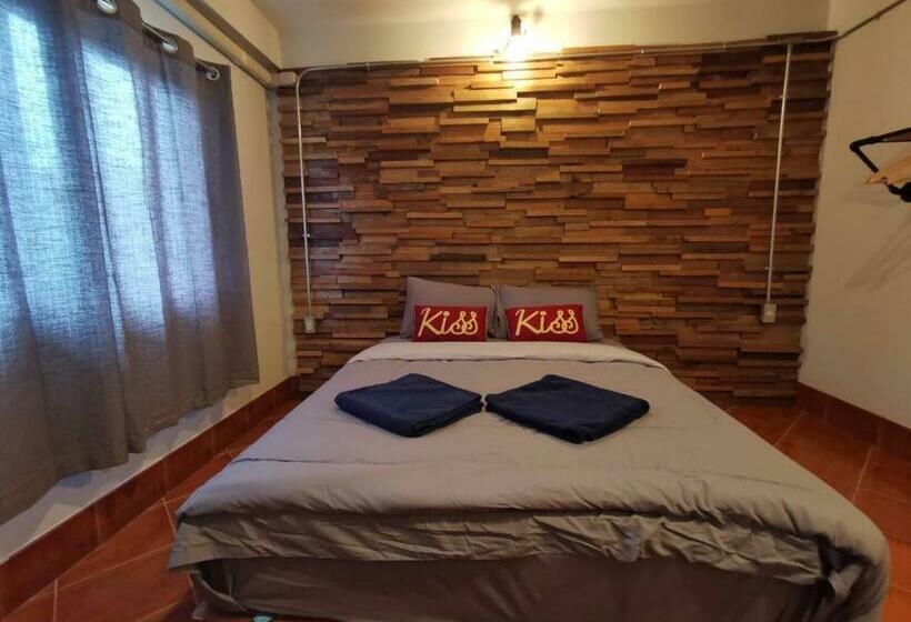 스탠다드 룸, Pakarang Resort