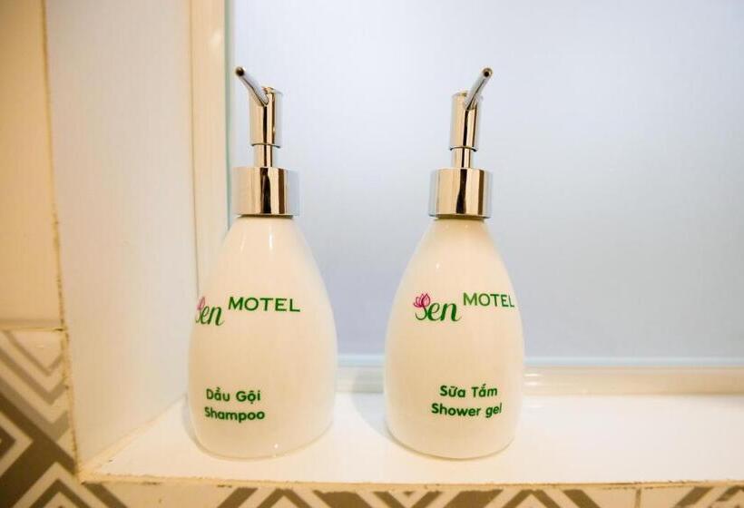 اتاق لوکس, Sen Motel