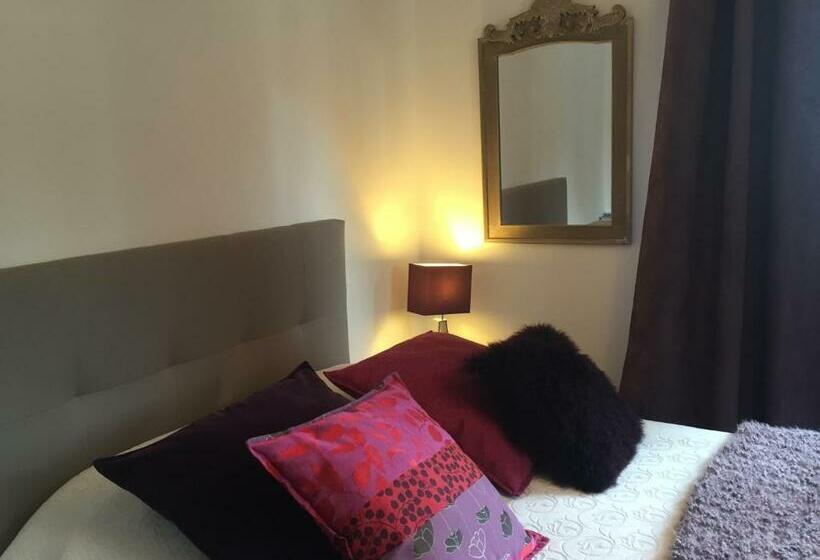 إستوديو سوبيريور, Chambres D Hôtes L Ecrin Des Saveurs