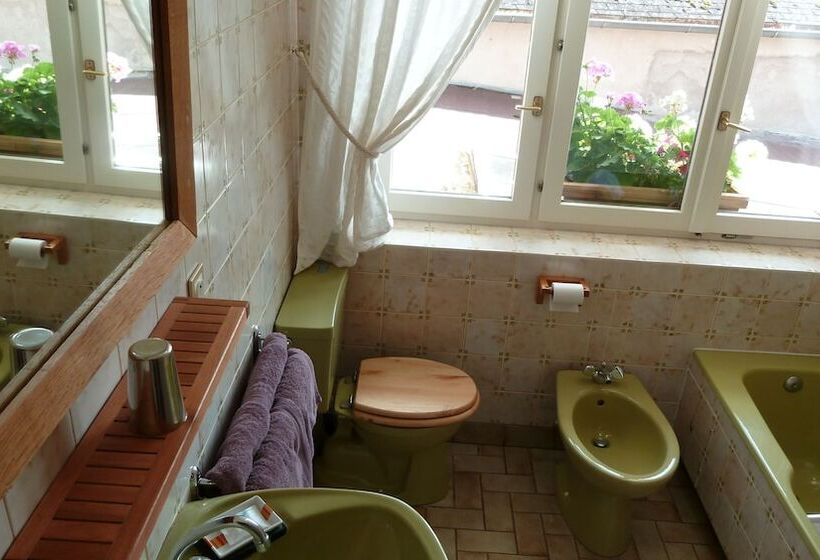 غرفة كومفورت, Chambres D Hôtes L Ecrin Des Saveurs