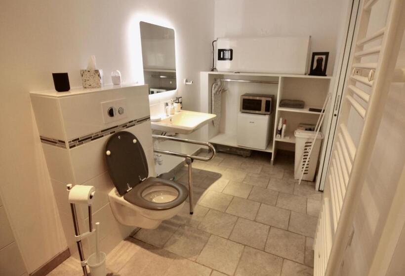 适合残疾人使用的标准间, Chambre Pomme Cannelle Premium Aux Portes De Bayeux Normandie 2 Pers