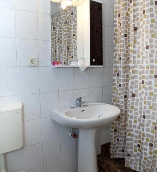 غرفة قياسية, Metropol