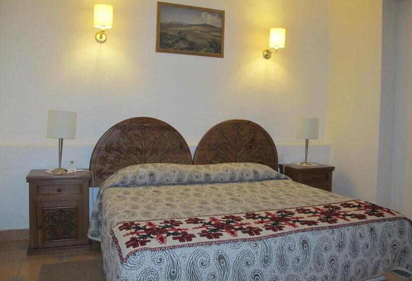 غرفة قياسية سرير كينج, Posada Del Virrey