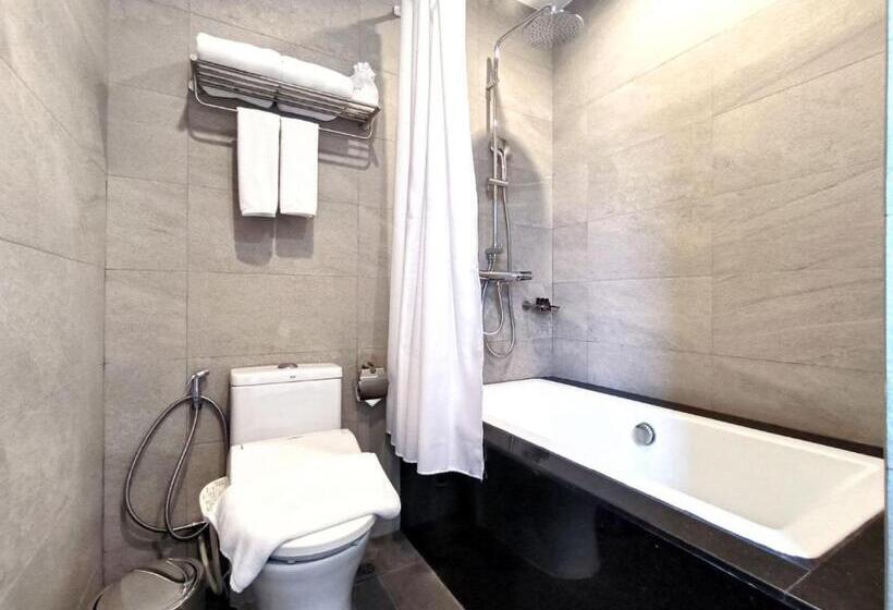 جناح, The View Serviced Residence 豪景日式酒店公寓