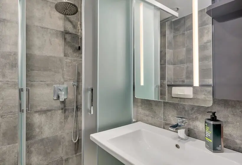 اتاق اکونومی یک تخته, B&b Hotel Milano Ornato