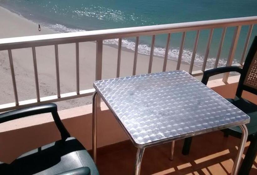 Triple Room Sea View, Altariño