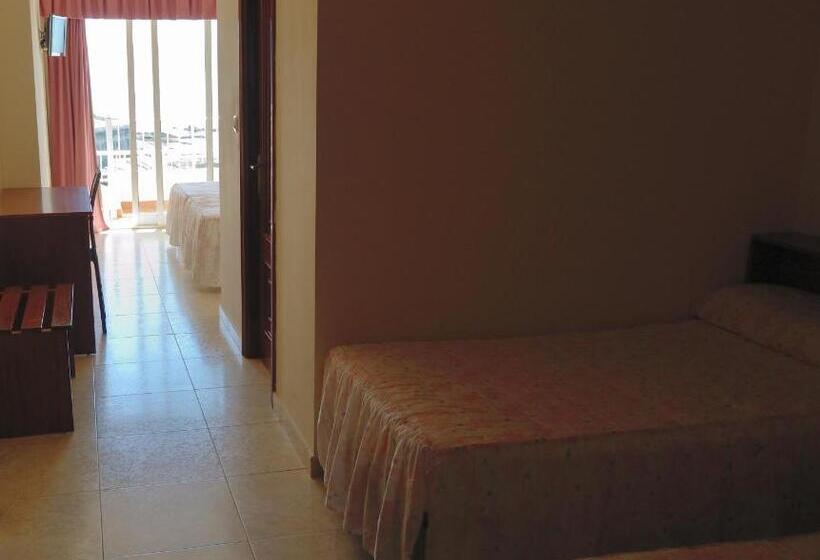 اتاق خانوادگی با چشمانداز دریا, Altariño