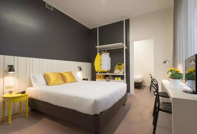اتاق استاندارد سه نفره, B&b Hotel Milano Ornato