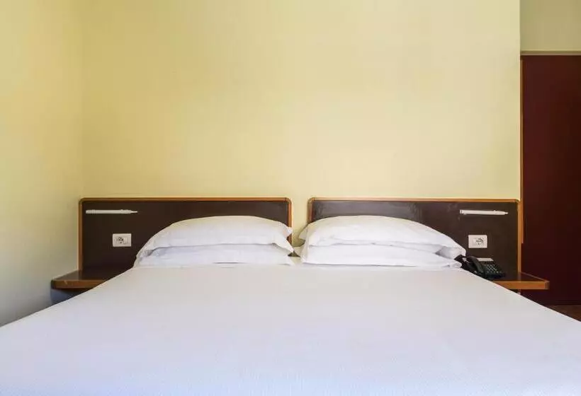 اتاق اکونومی, B&b Hotel Milano Ornato