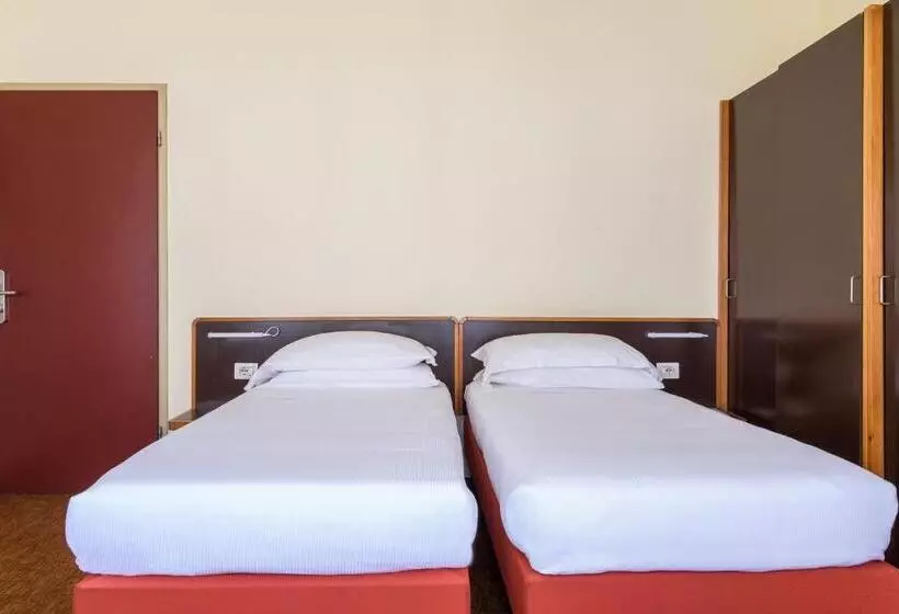 اتاق اکونومی, B&b Hotel Milano Ornato