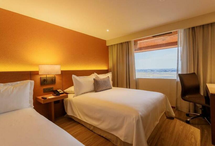 اتاق رویال, Camino Real Aeropuerto