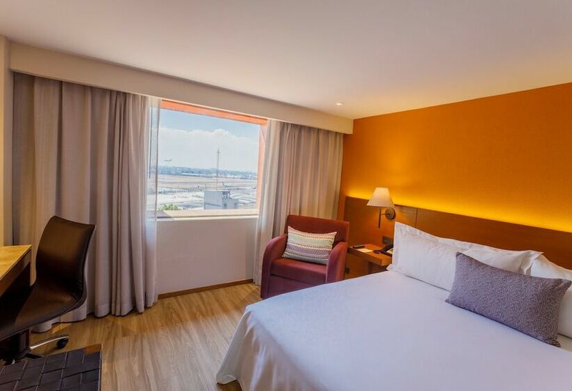 اتاق رویال, Camino Real Aeropuerto