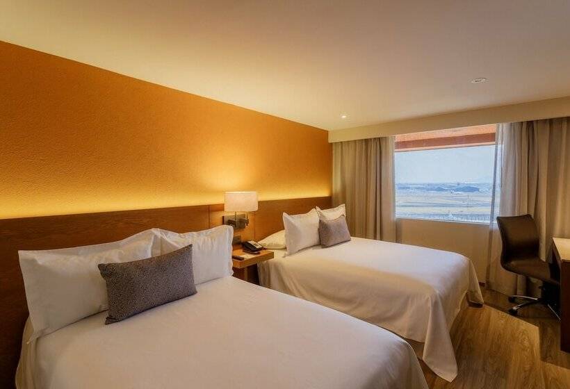 اتاق رویال, Camino Real Aeropuerto