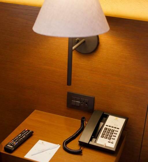 اتاق لوکس, Camino Real Aeropuerto