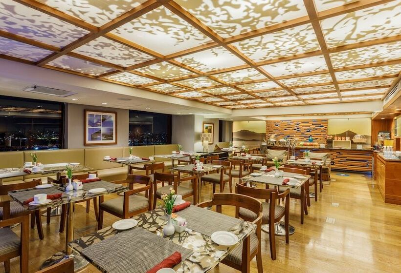 اتاق رویال, Camino Real Aeropuerto