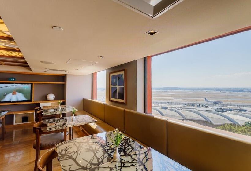 اتاق رویال, Camino Real Aeropuerto