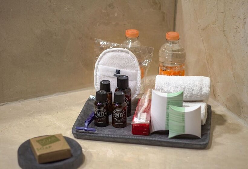 سوییت جونیور, Camino Real Aeropuerto