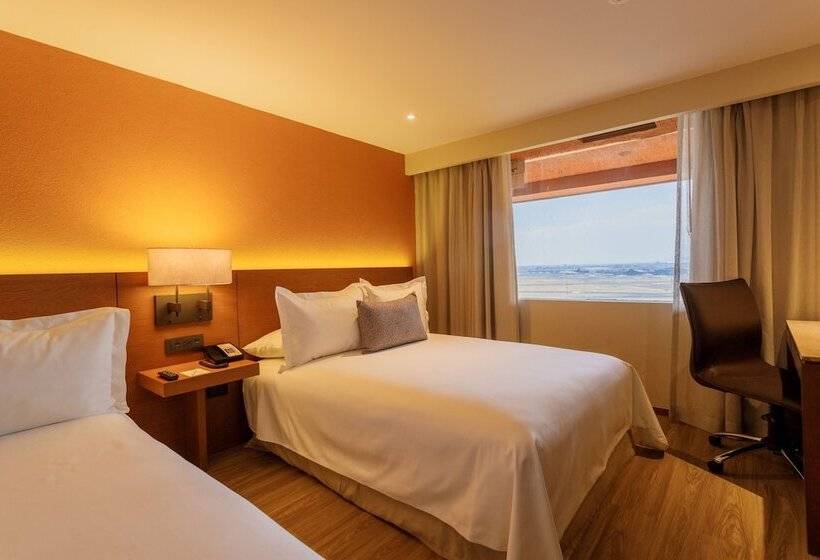 اتاق لوکس, Camino Real Aeropuerto