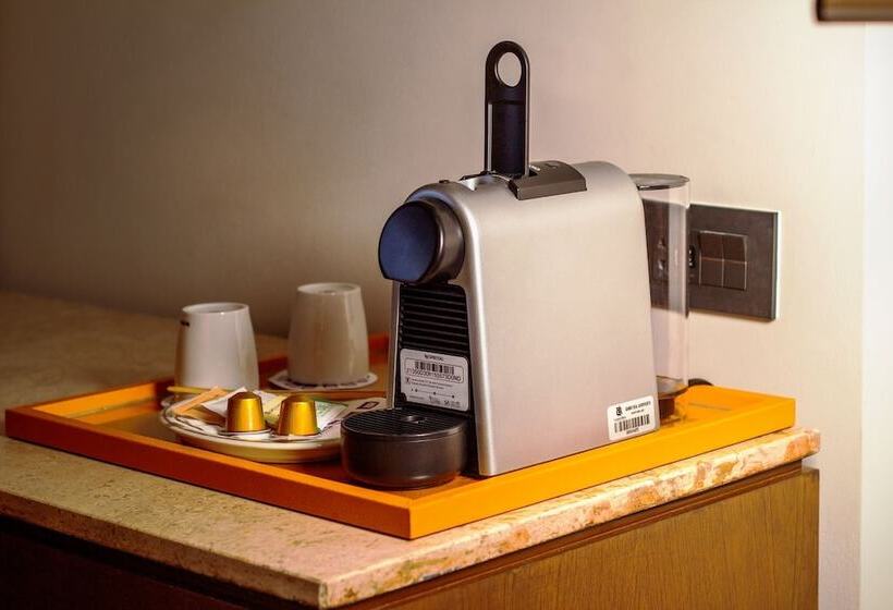 اتاق رویال, Camino Real Aeropuerto