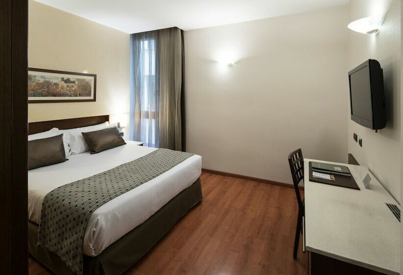 Номер Стандарт, Catalonia Born