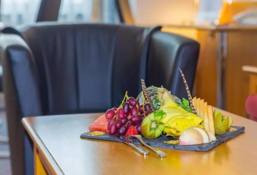スイート, City Hotel Suhl
