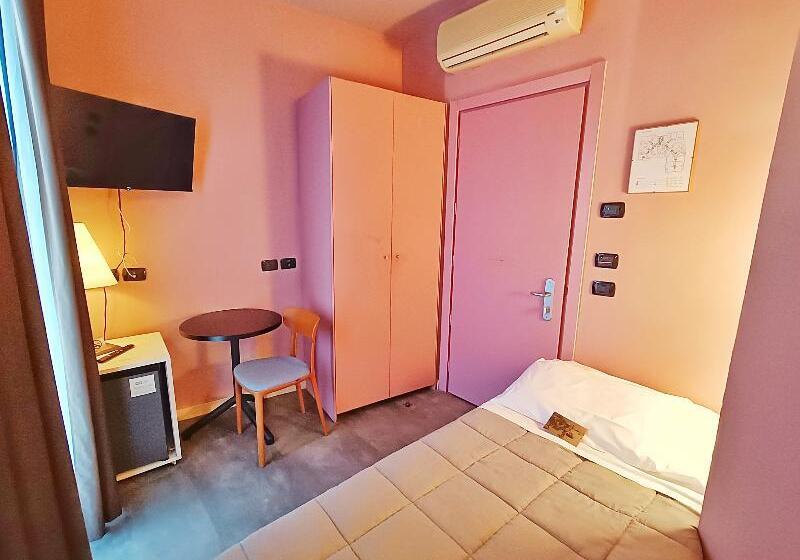 اتاق استاندارد یک نفره, Corallo Rimini