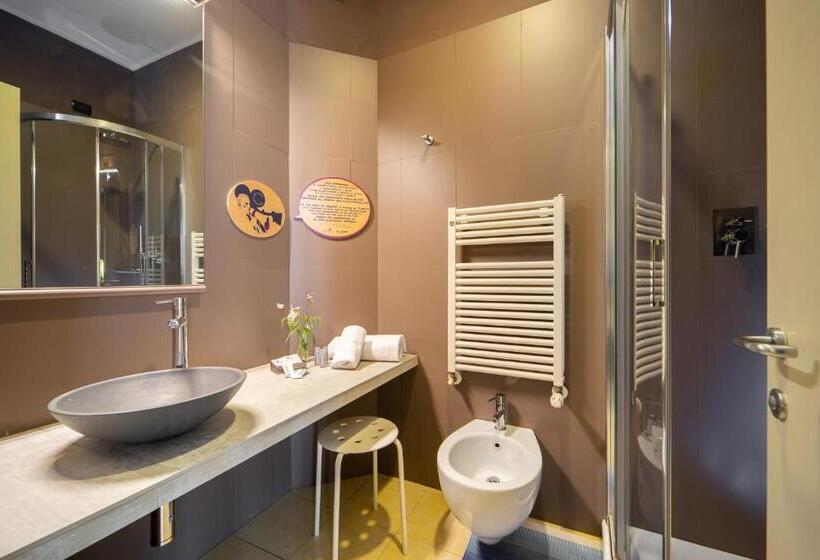 اتاق استاندارد سه نفره, Corallo Rimini