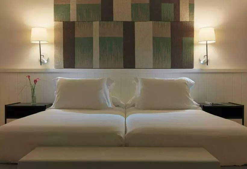 اتاق استاندارد سه نفره, H10 Casa Del Mar