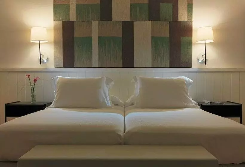 اتاق استاندارد سه نفره, H10 Casa Del Mar