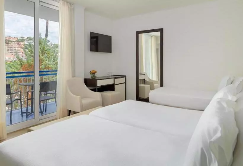 اتاق استاندارد سه نفره, H10 Casa Del Mar