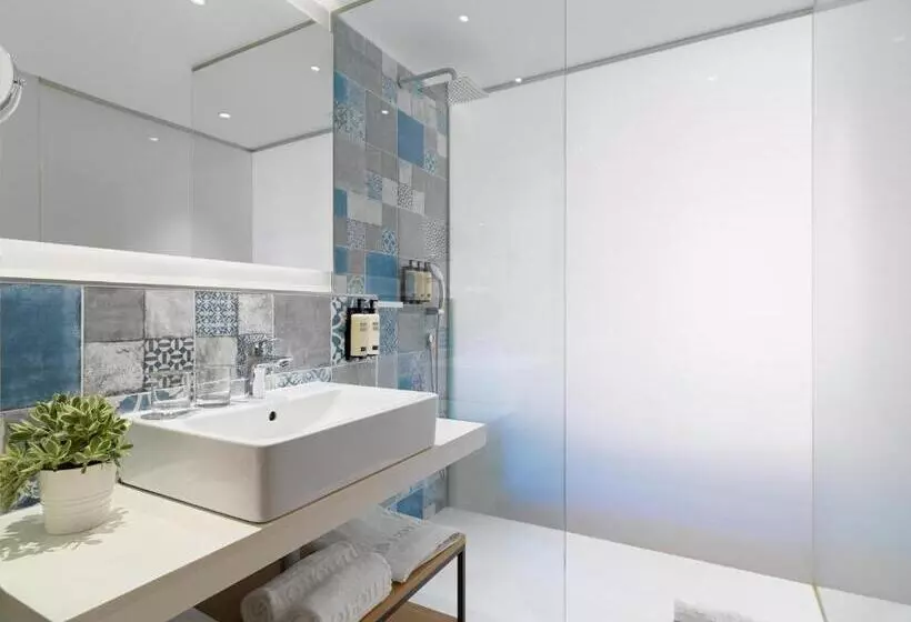 اتاق لوکس با چشم‌انداز دریا, H10 Casa Del Mar