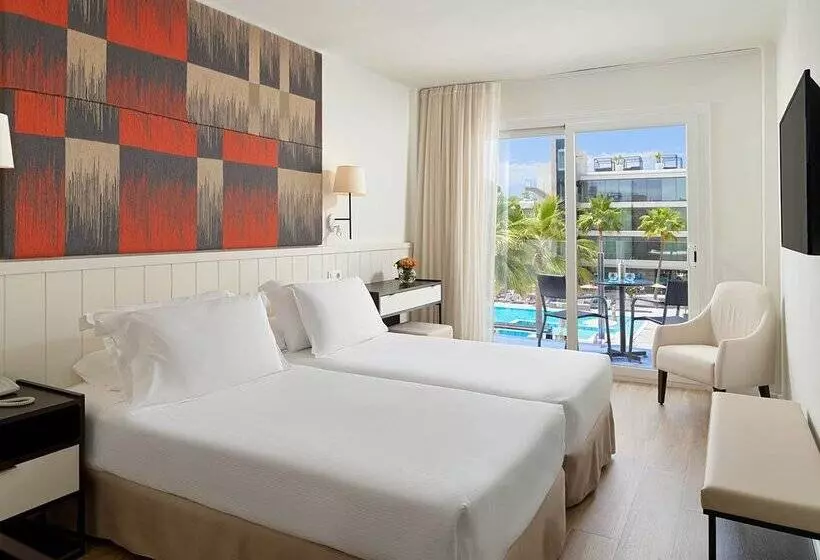 اتاق استاندارد با چشم‌انداز استخر, H10 Casa Del Mar
