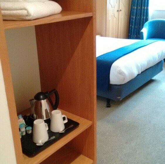 חדר סטנדרט, Holiday Inn Edinburgh Zoo, An Ihg